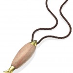 gold-fish-pendant